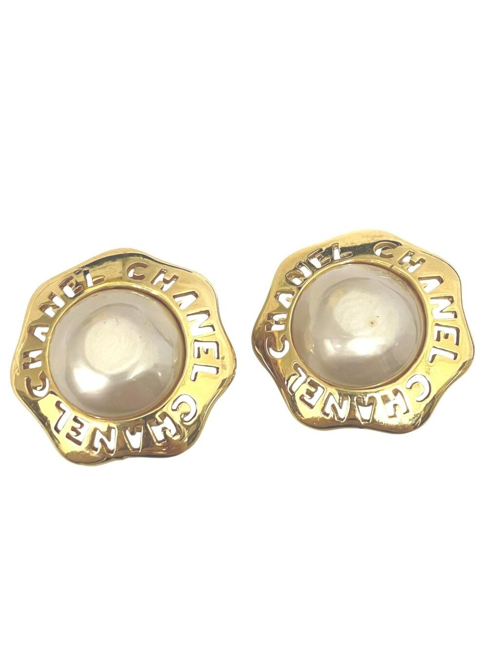 Chanel Earrings Gold-Tone Metal #371320C44B